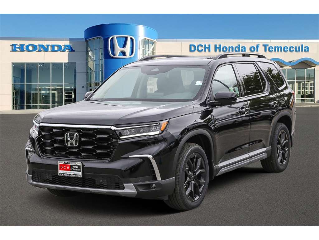 2025 Honda Pilot Touring's photo