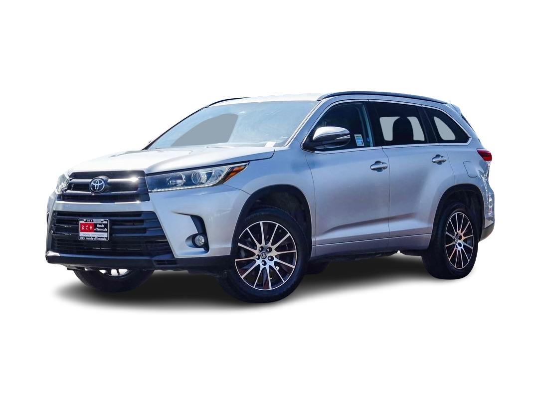 2018 Toyota Highlander SE -
                Temecula, CA