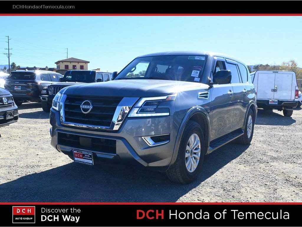 2021 Nissan Armada S's photo