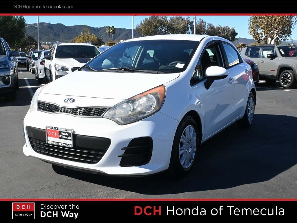 2017 Kia Rio 5-Door LX