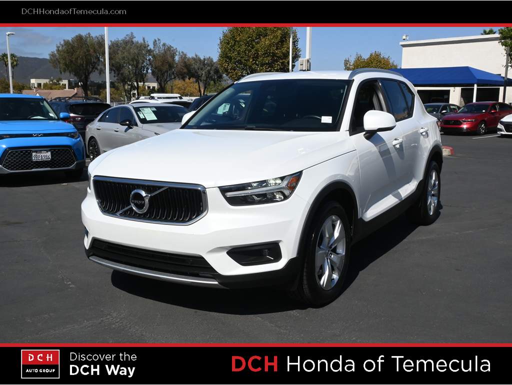2021 Volvo XC40