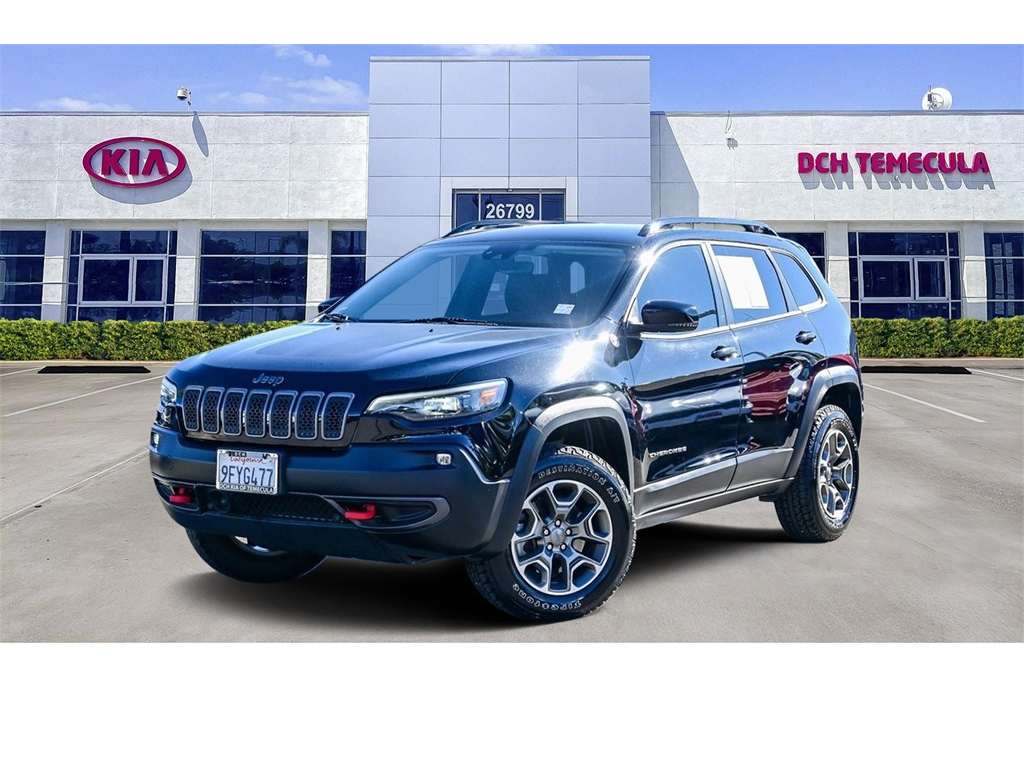 2022 Jeep Cherokee Trailhawk's photo