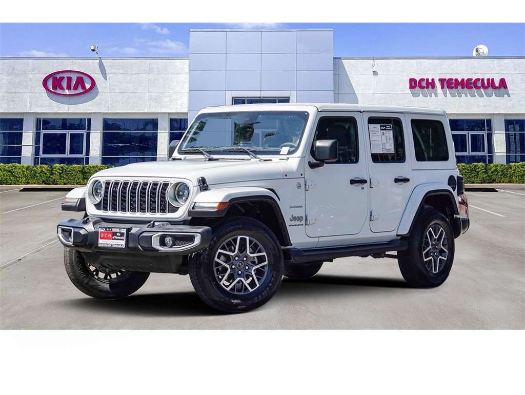 2024 Jeep Wrangler 4-Door Sahara's photo