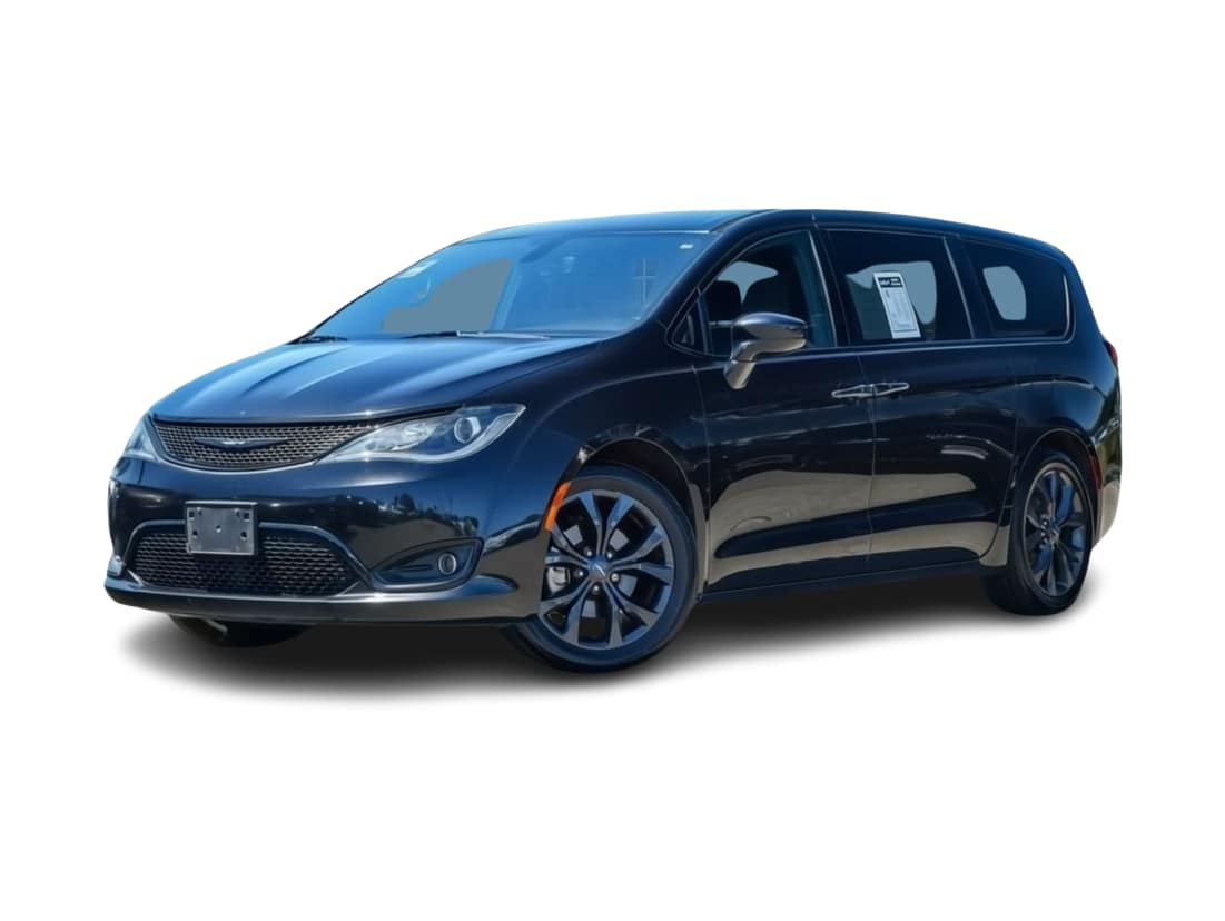 2019 Chrysler Pacifica Touring Plus -
                  Temecula, CA