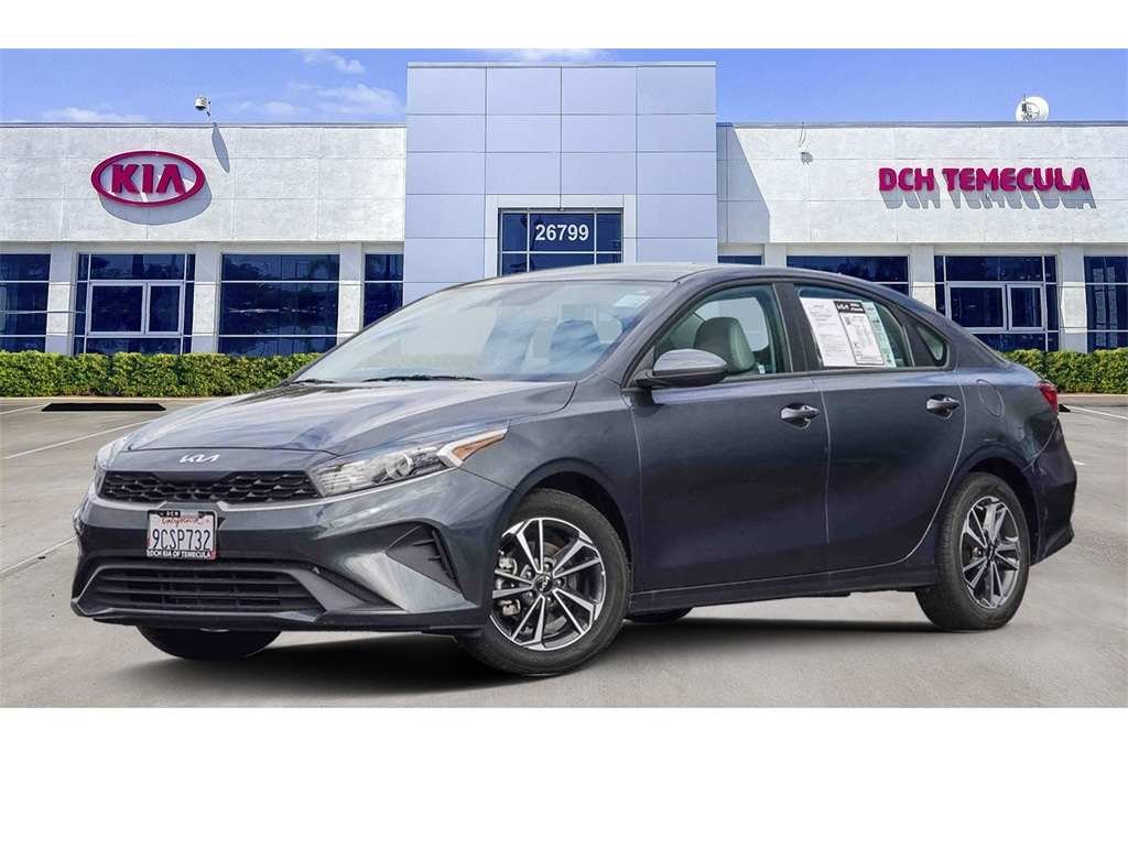 2023 Kia Forte LXS's photo