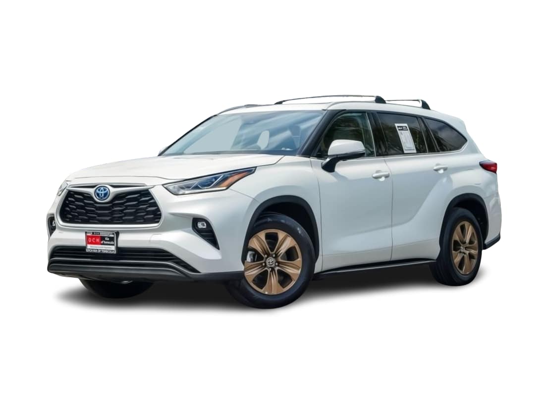 Thumbnail: 2022 Toyota Highlander - 1