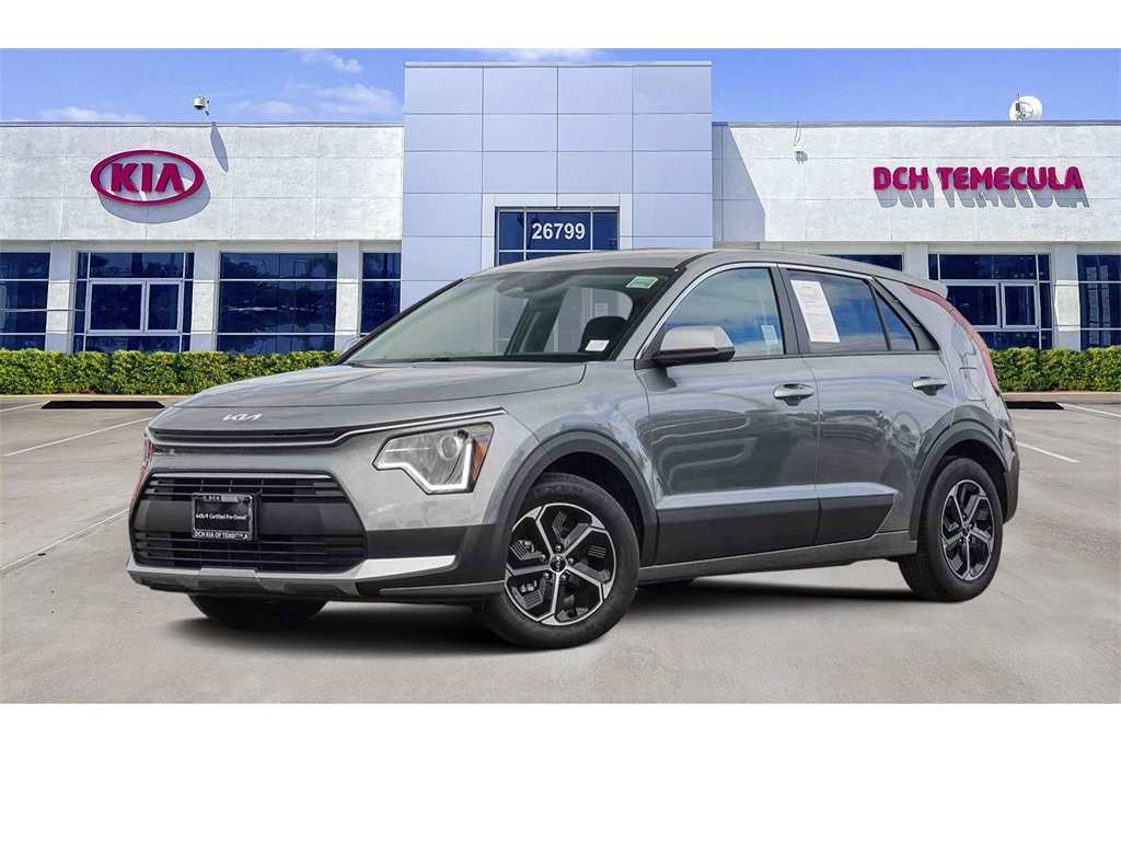 2025 Kia Niro LX's photo