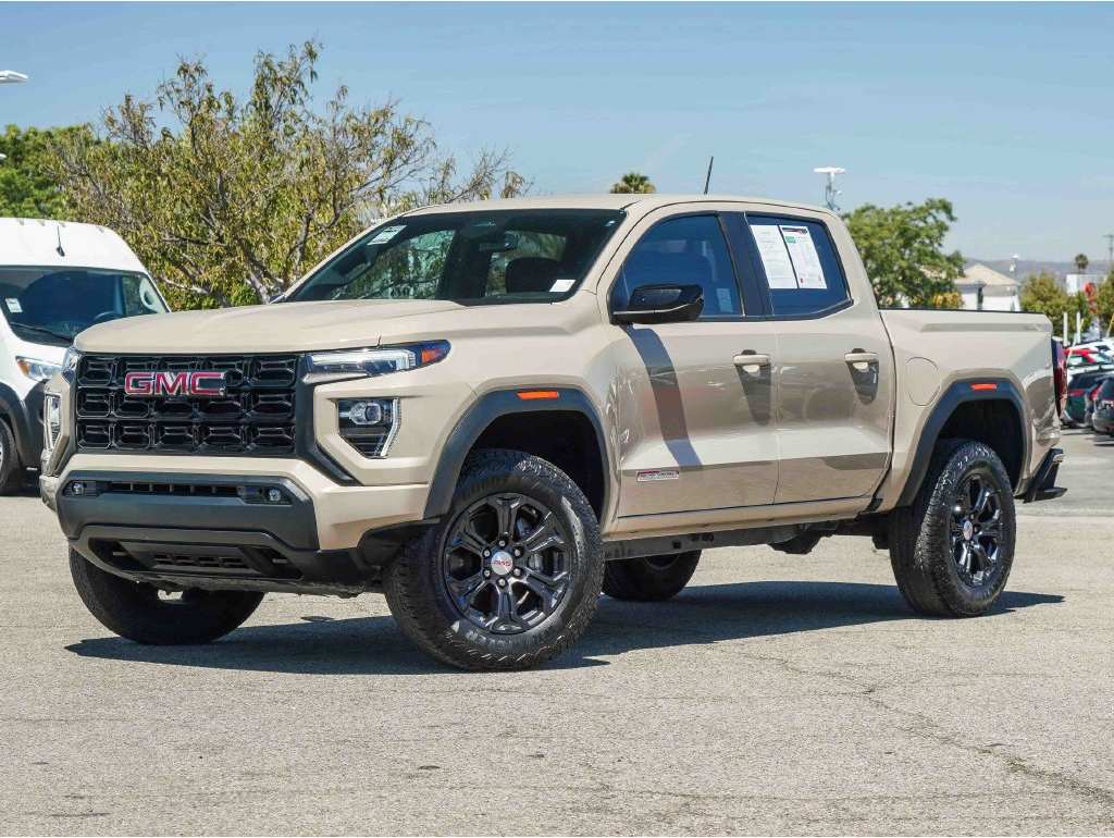 2024 GMC Canyon