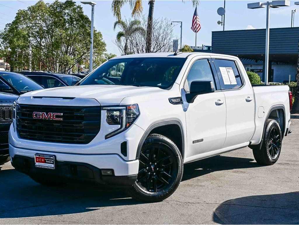 2022 GMC Sierra 1500 Elevation's photo