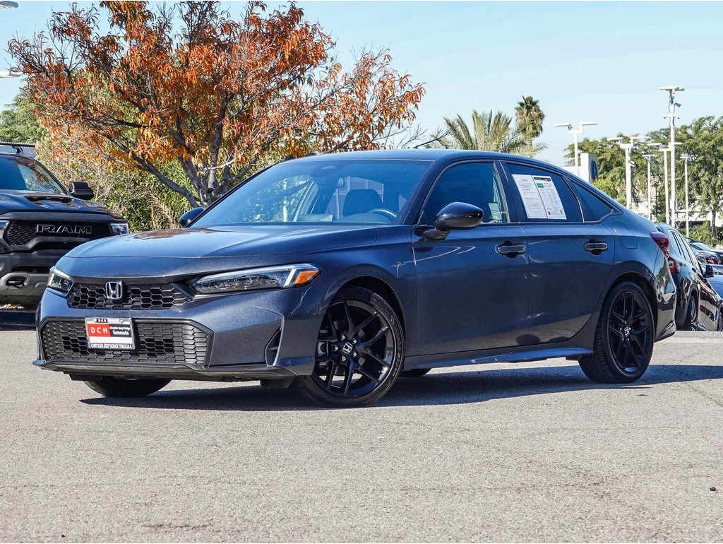 2025 Honda Civic Sport's photo