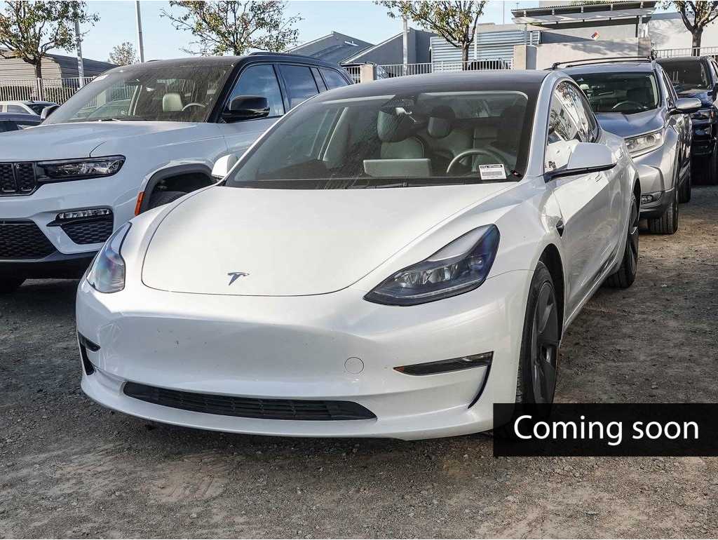 2023 Tesla Model 3 Base's photo