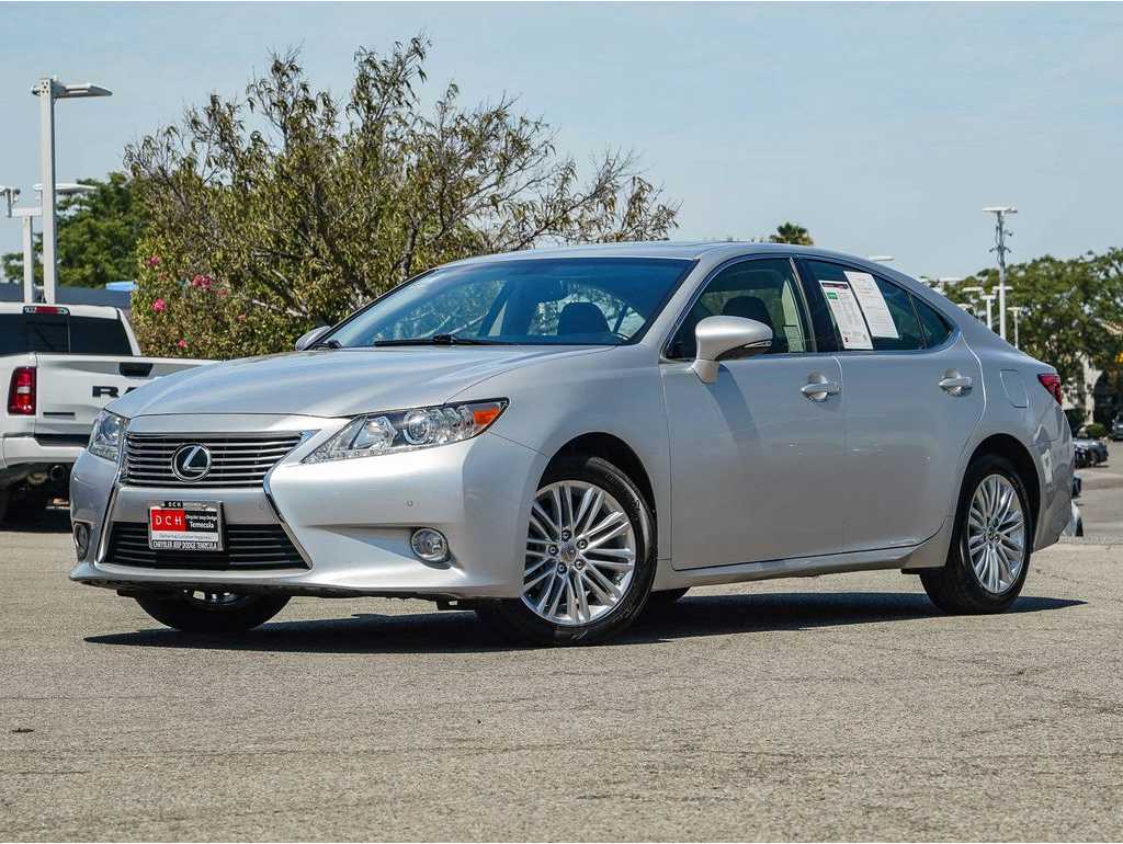 2015 Lexus ES