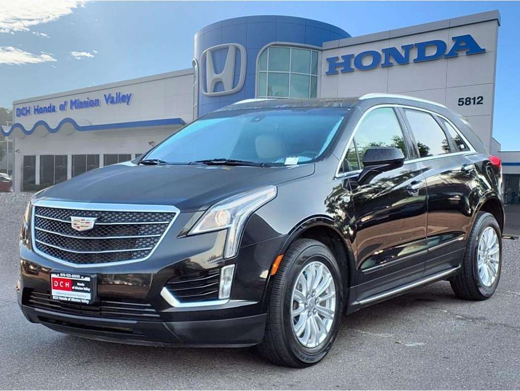 2017 Cadillac XT5 Base