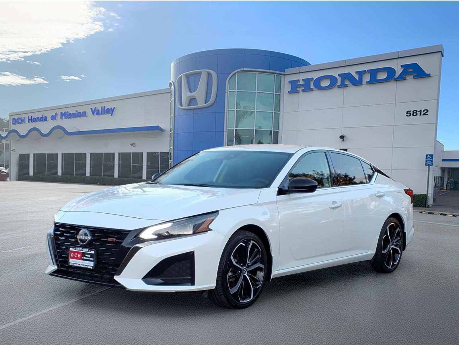 2024 Nissan Altima SR