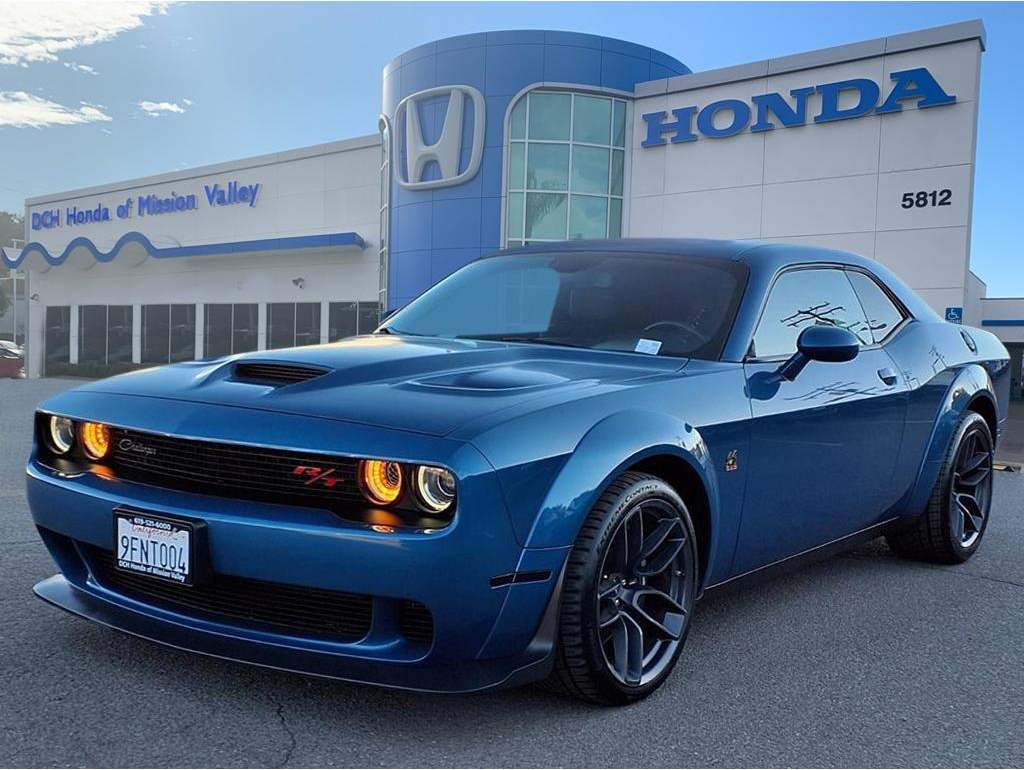 2020 Dodge Challenger R/T's photo