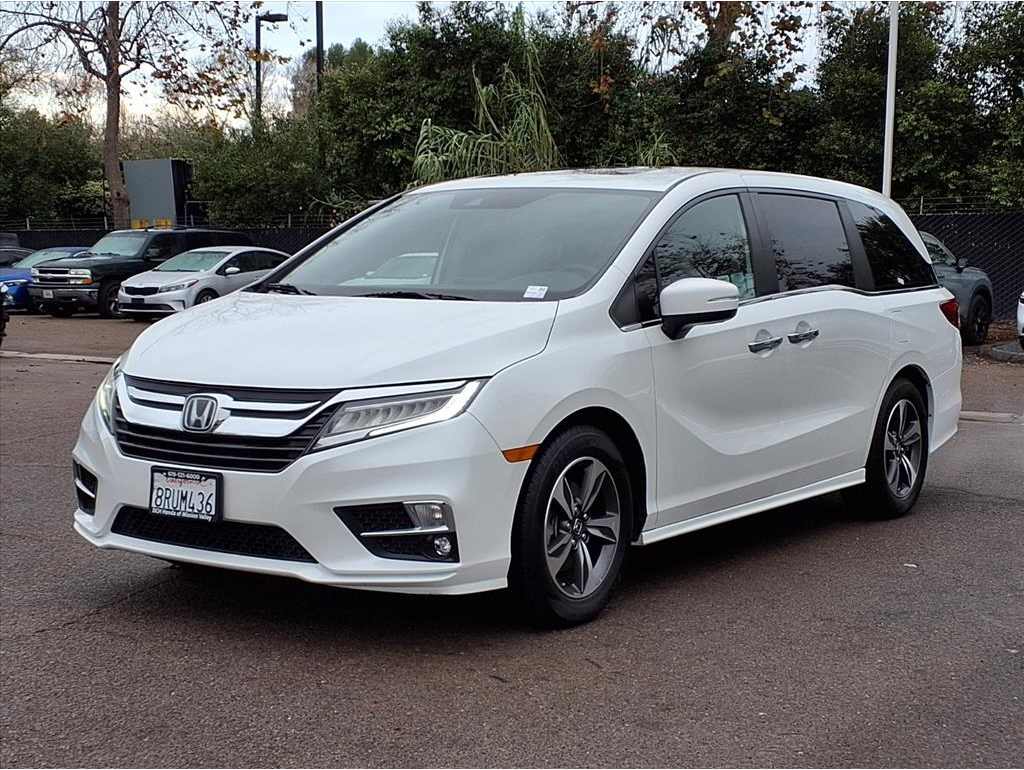 2020 Honda Odyssey Touring's photo