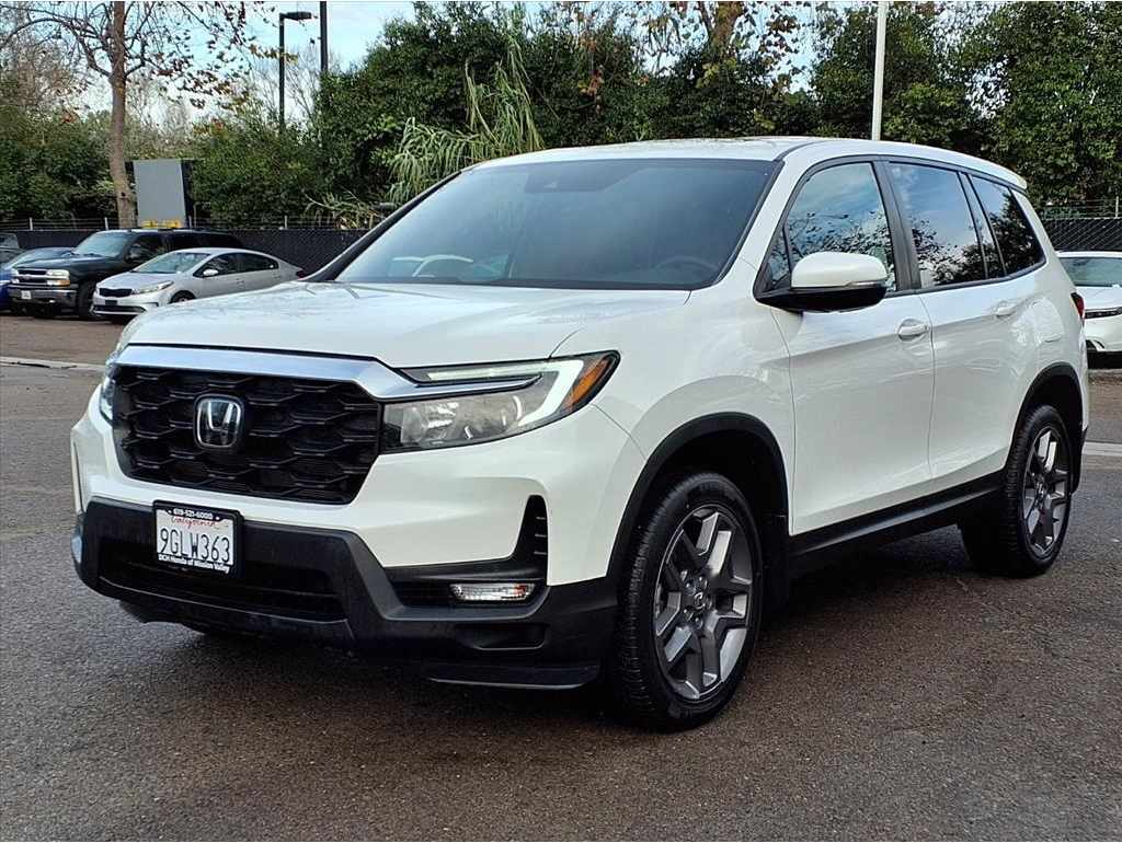 2023 Honda Passport EX-L's photo