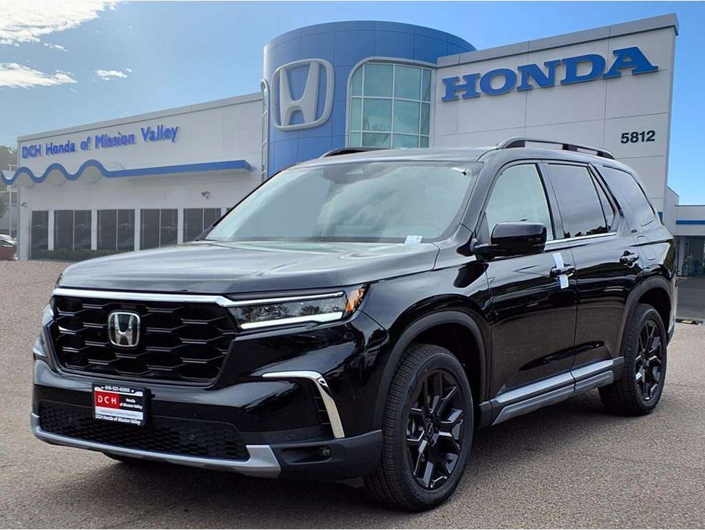 2025 Honda Pilot Touring's photo