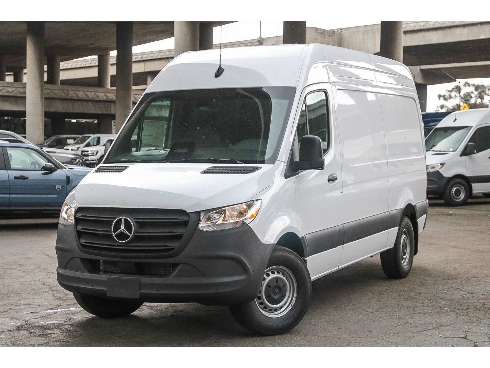2025 Mercedes-Benz Sprinter Cargo Van Base's photo