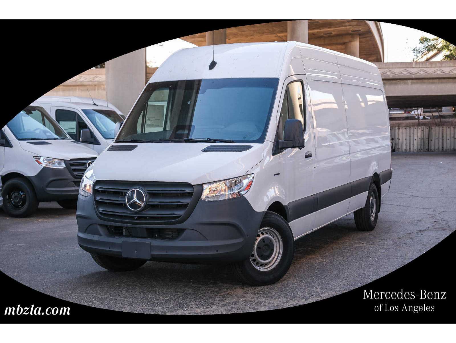 2025 Mercedes-Benz eSprinter Cargo Van