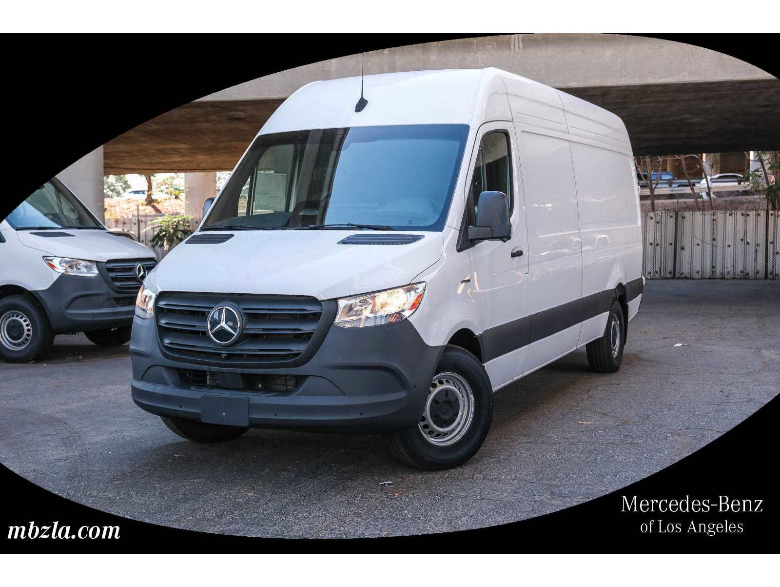 2025 Mercedes-Benz eSprinter Cargo Van