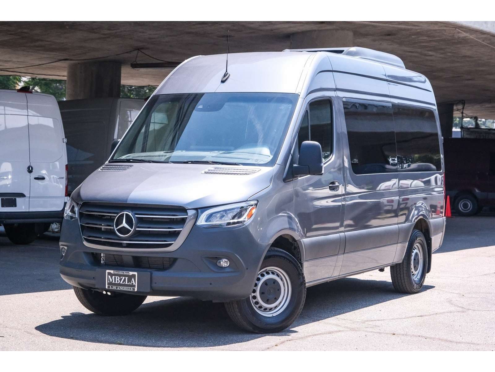 2024 Mercedes-Benz Sprinter Passenger Van Base's photo