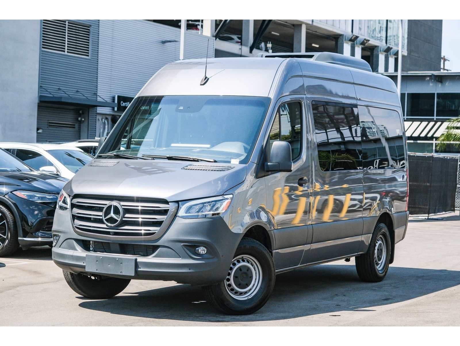2024 Mercedes-Benz Sprinter Passenger Van Base's photo