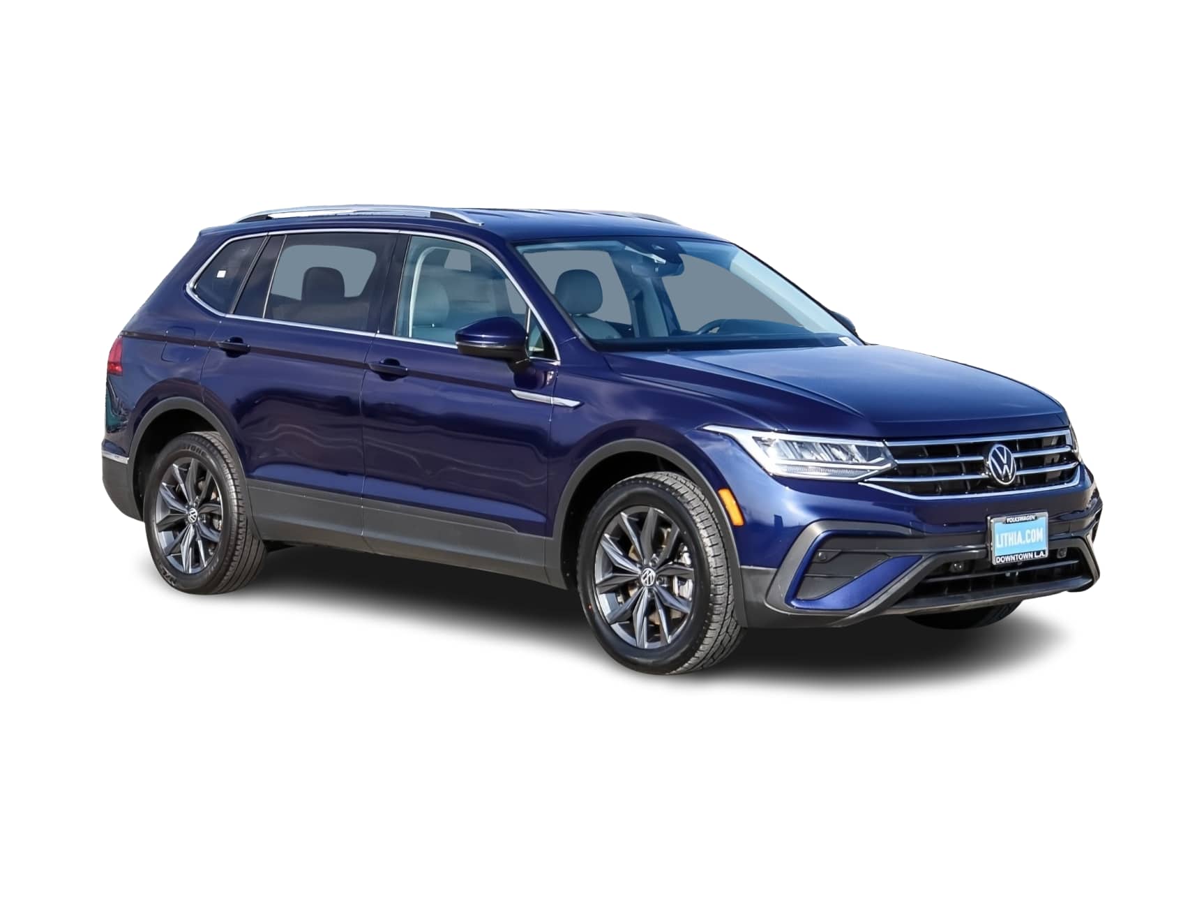 Thumbnail: 2023 Volkswagen Tiguan - 1