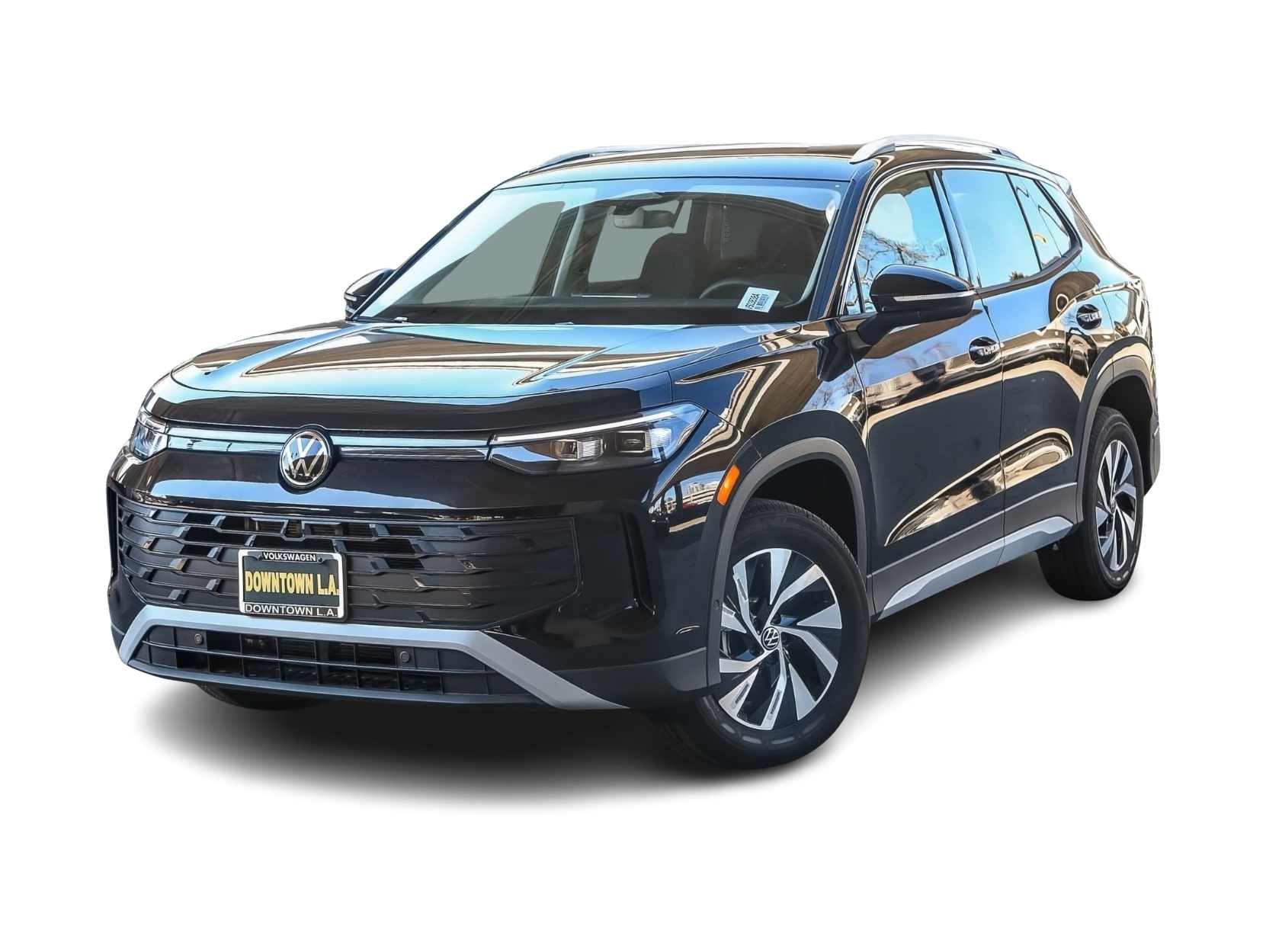 Thumbnail: 2025 Volkswagen Tiguan - 1