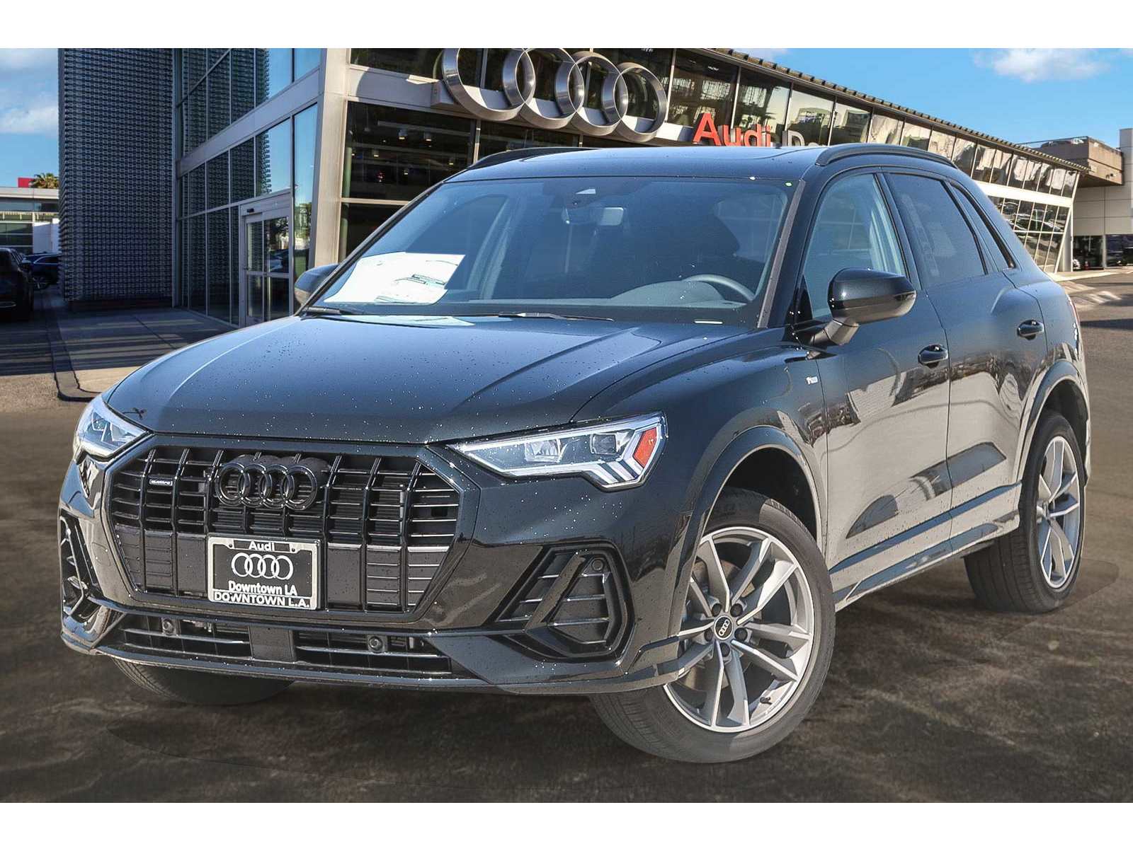 2025 Audi Q3 S Line Premium's photo