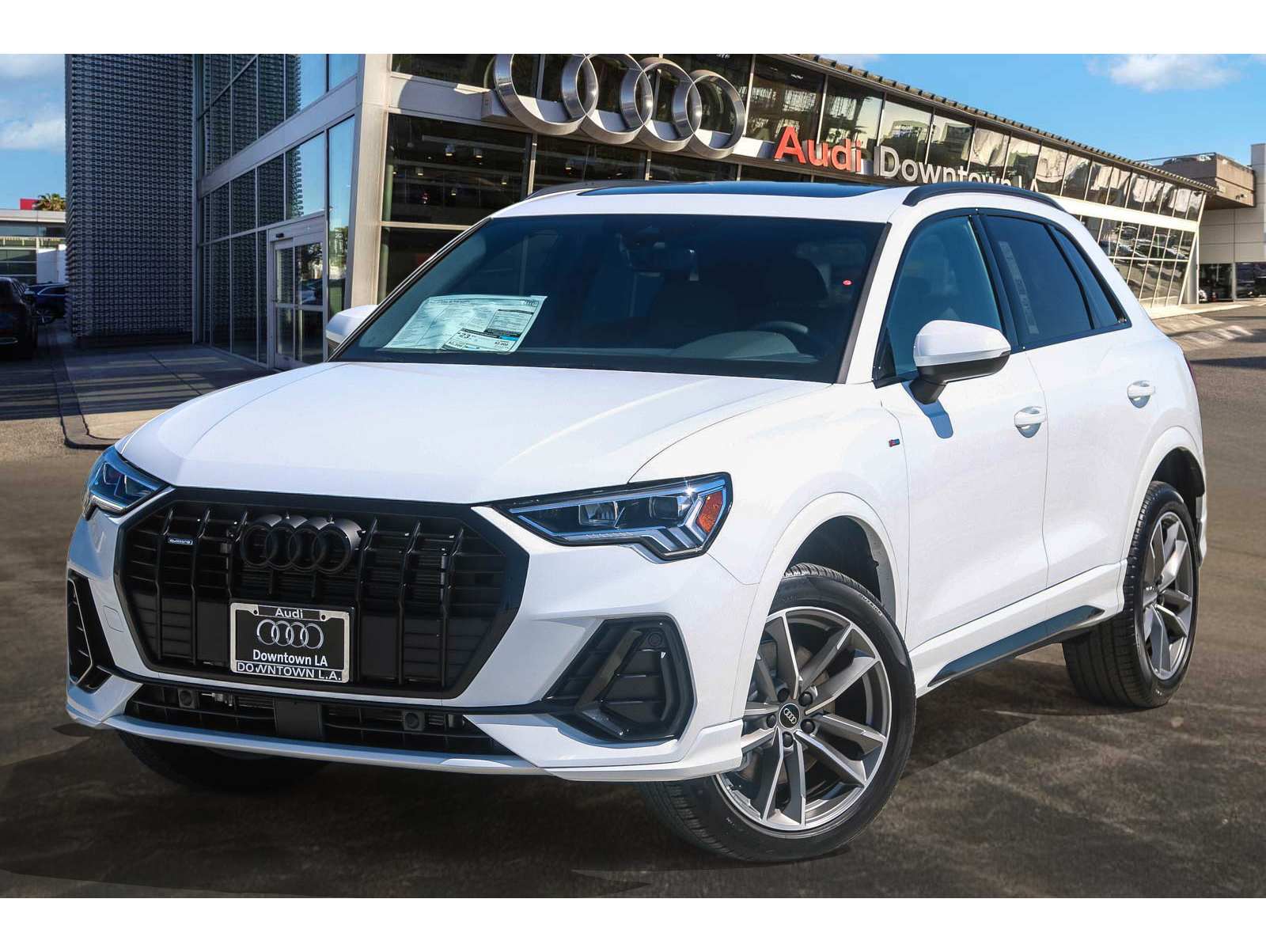 2025 Audi Q3 S Line Premium's photo