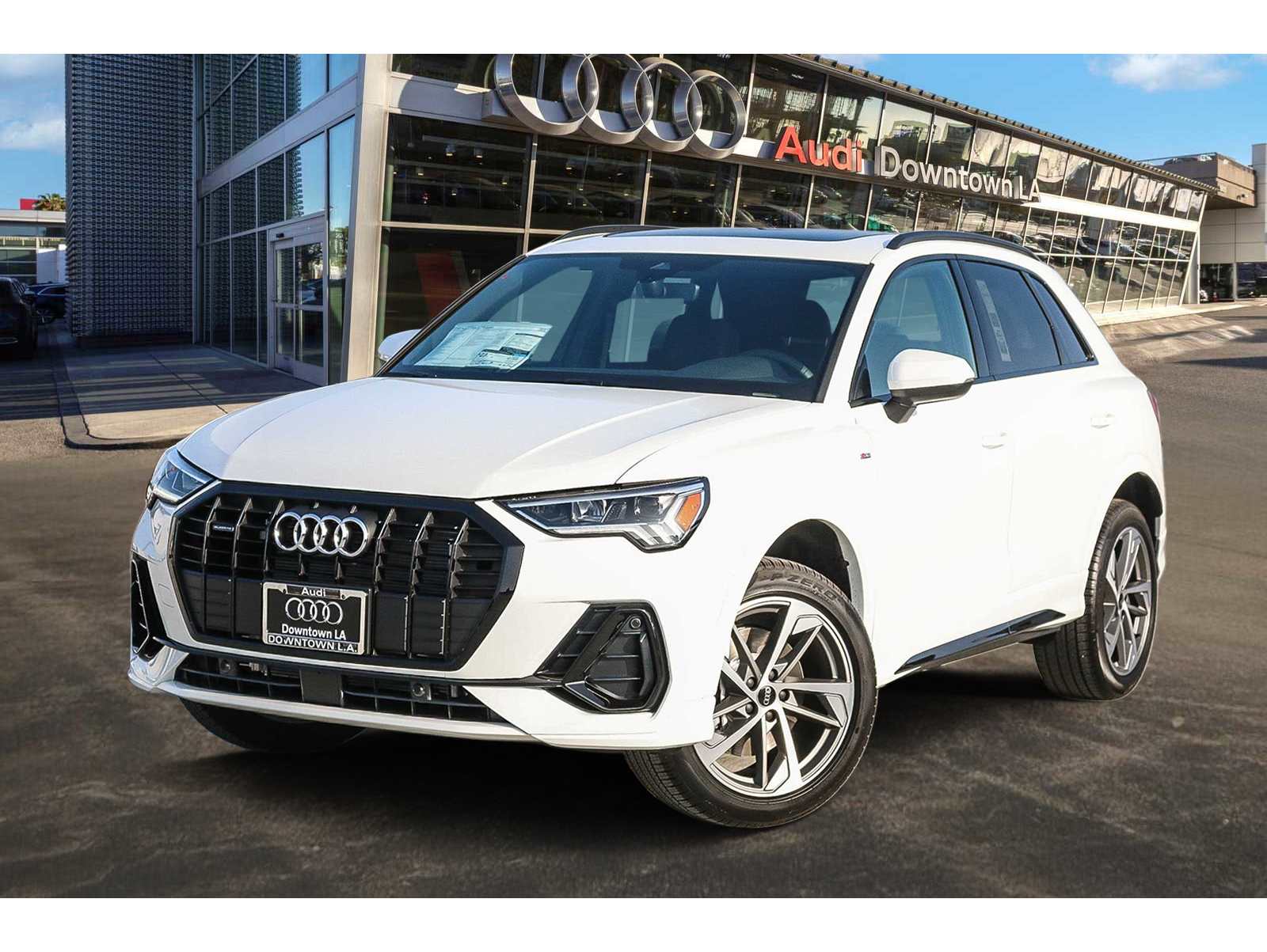 2025 Audi Q3 S Line Premium's photo