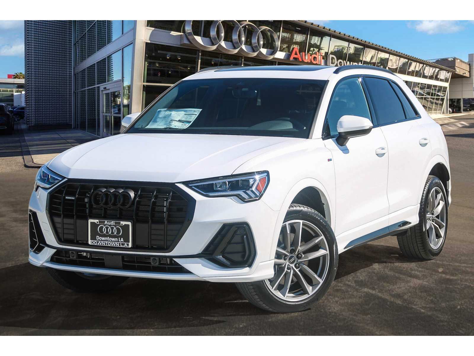 2025 Audi Q3 S Line Premium's photo