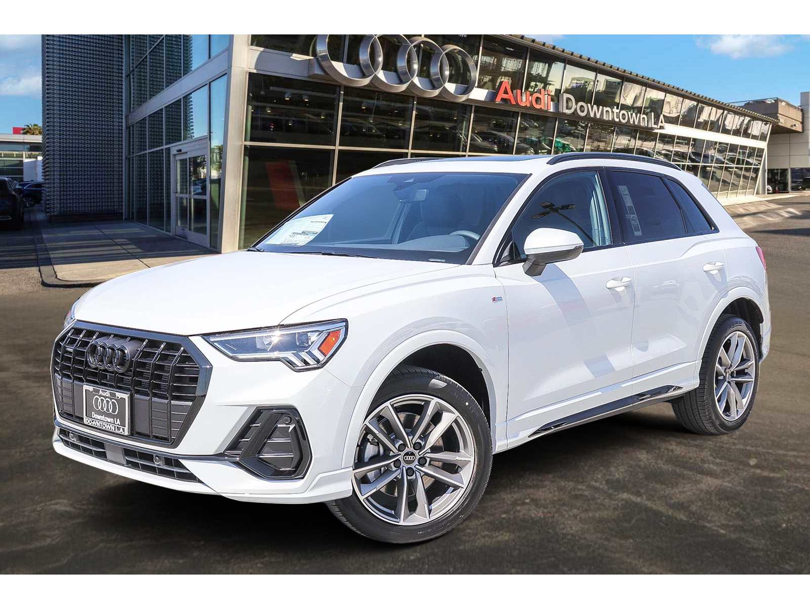 2025 Audi Q3 S Line Premium's photo