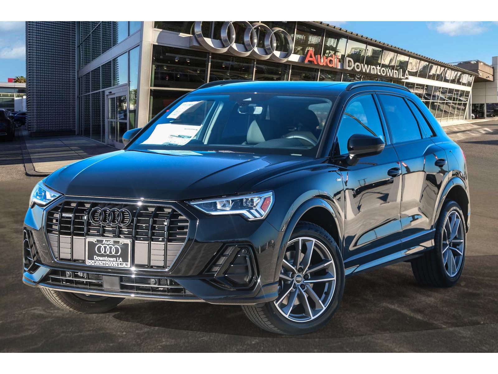 2025 Audi Q3 S Line Premium's photo
