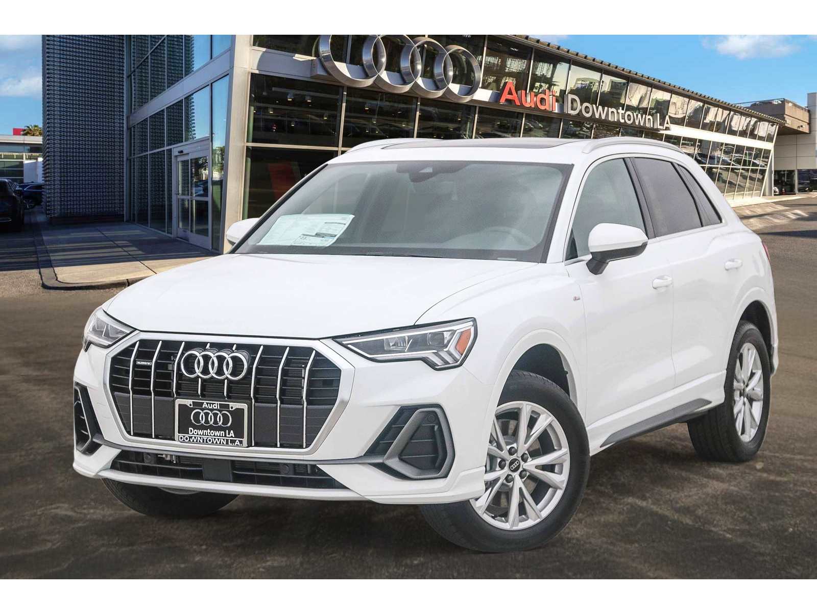 2025 Audi Q3 S Line Premium's photo
