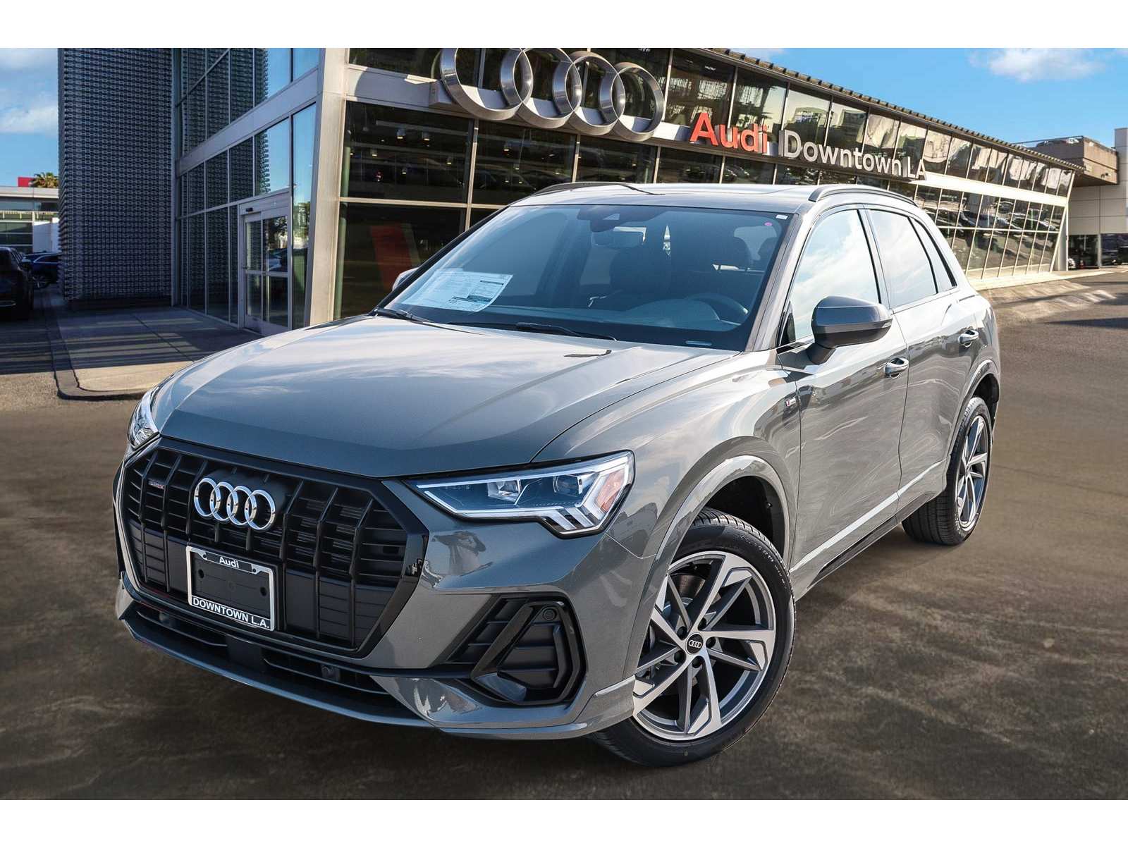 2025 Audi Q3 S Line Premium's photo