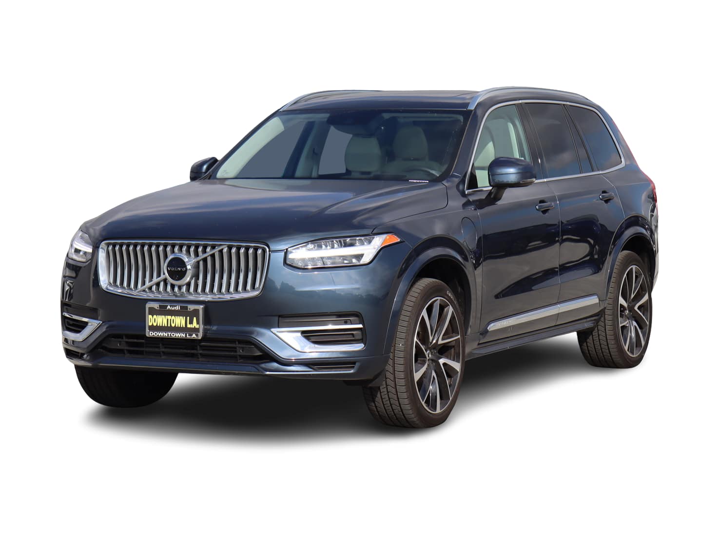 2022 Volvo XC90 T5 Momentum -
                Los Angeles, CA