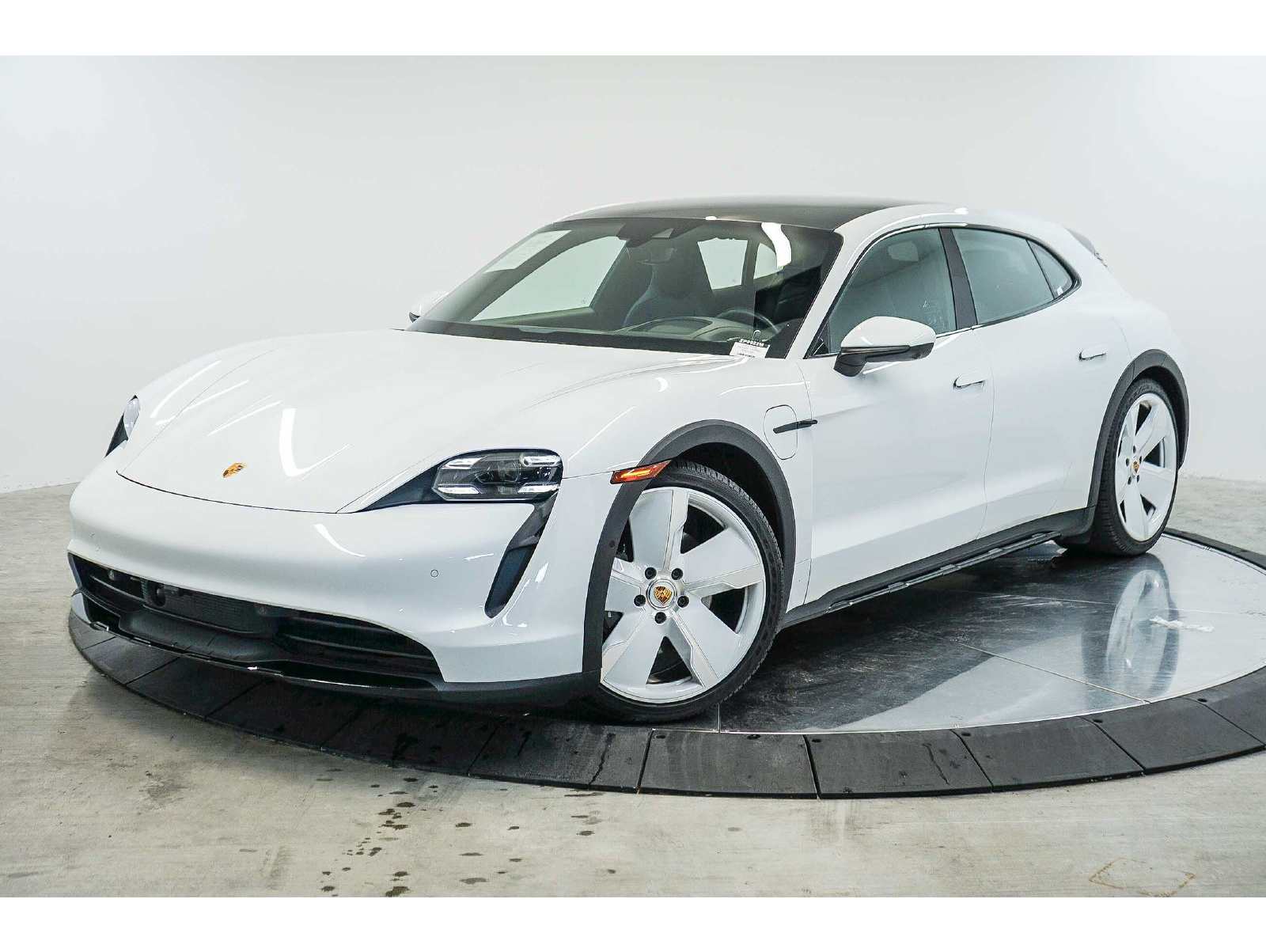 2023 Porsche Taycan