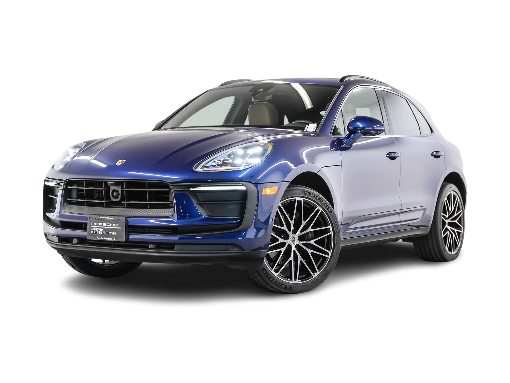 Thumbnail: 2024 Porsche Macan - 1
