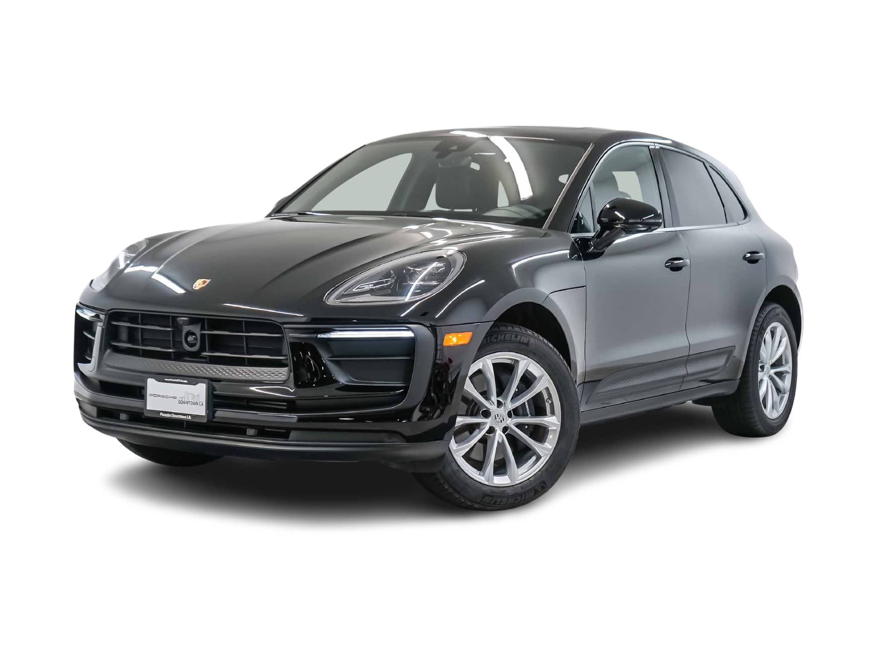 Thumbnail: 2026 Porsche Macan - 1