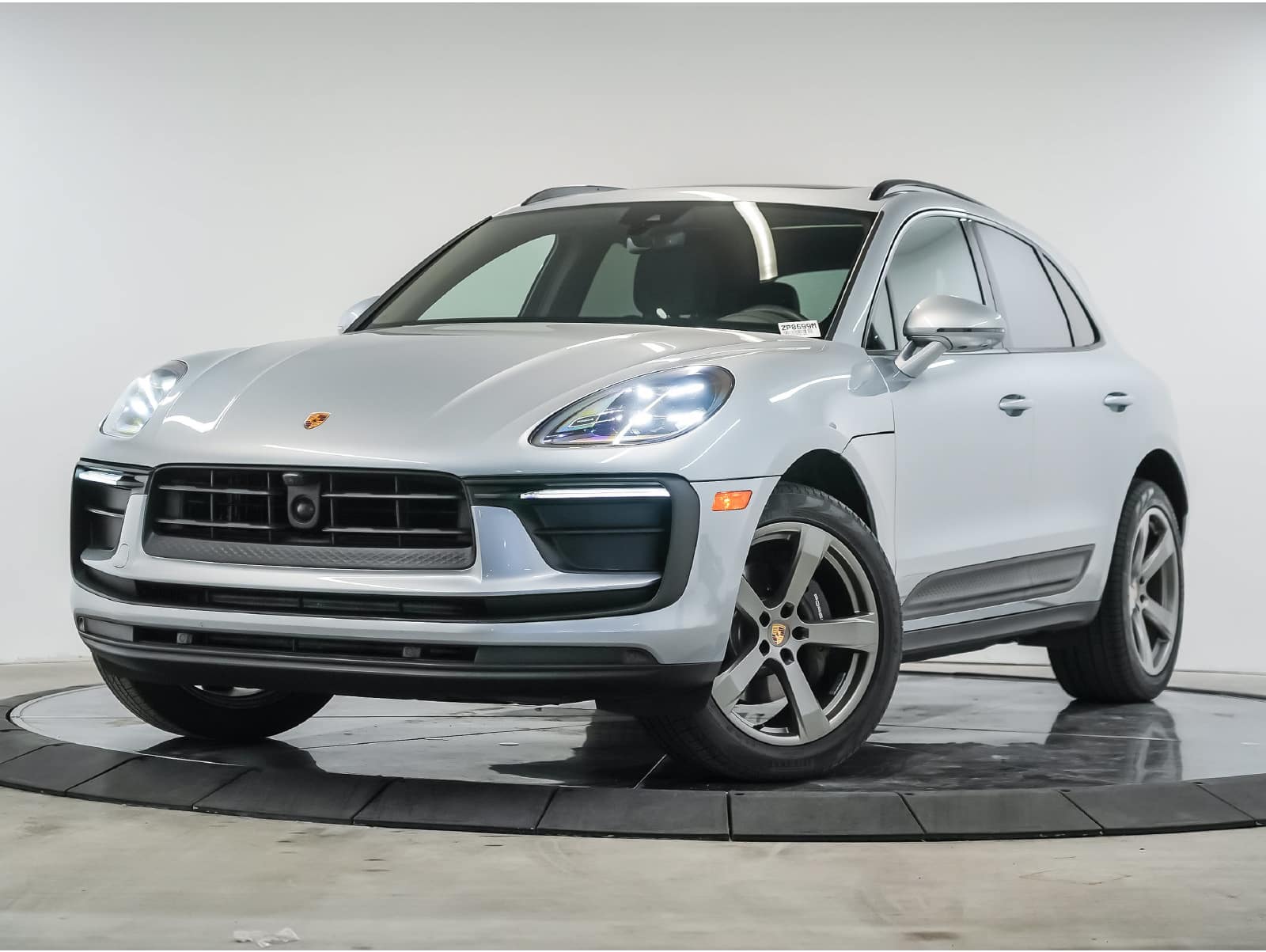 2023 Porsche Macan