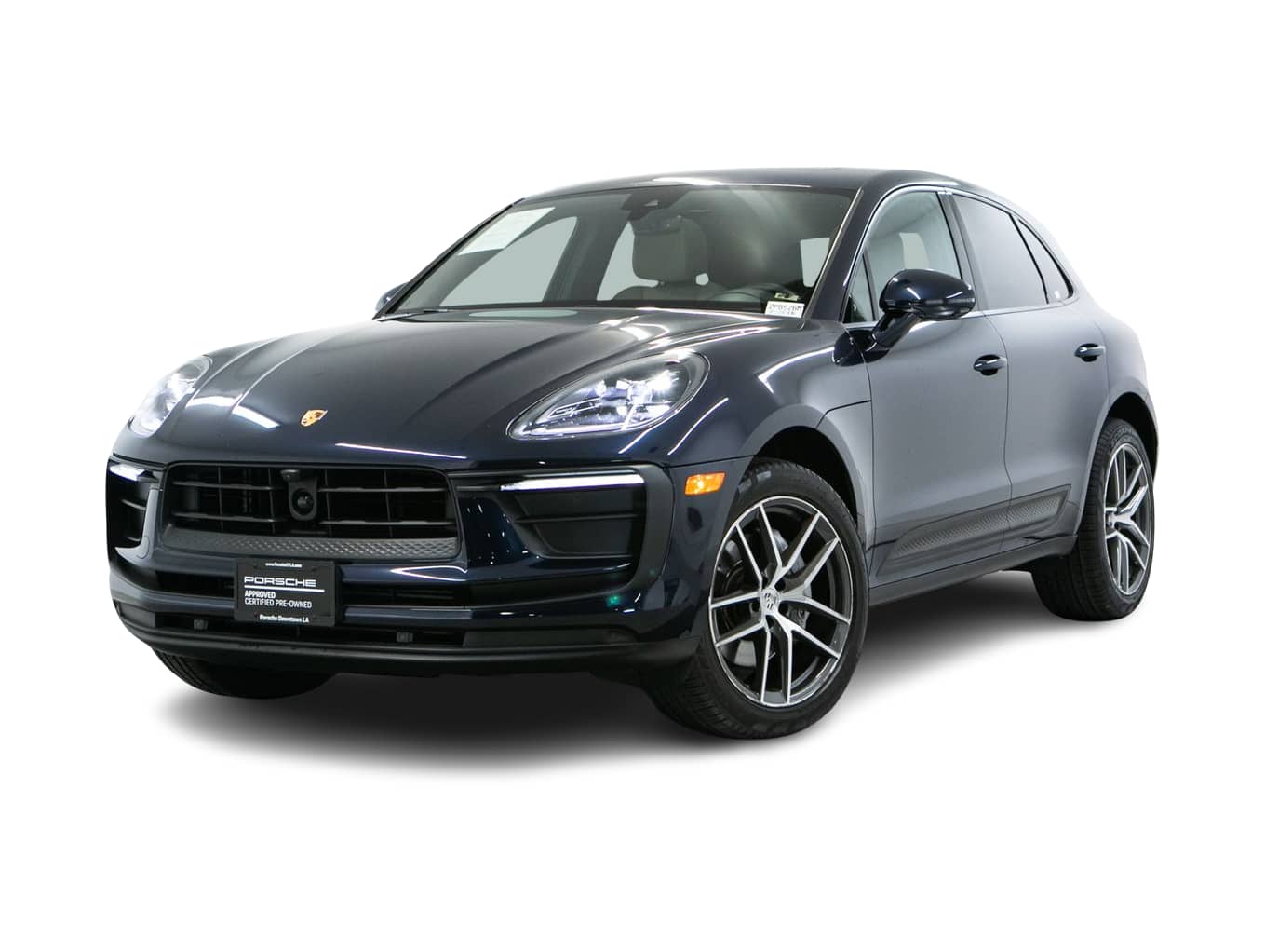 Thumbnail: 2023 Porsche Macan - 1