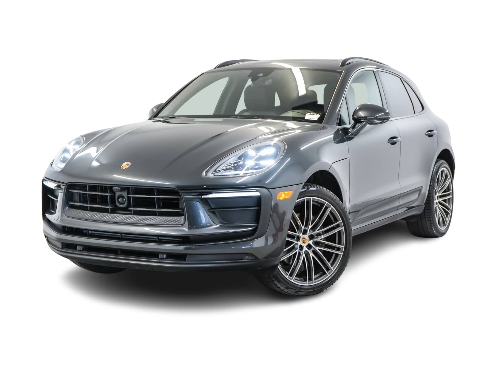 Thumbnail: 2024 Porsche Macan - 1