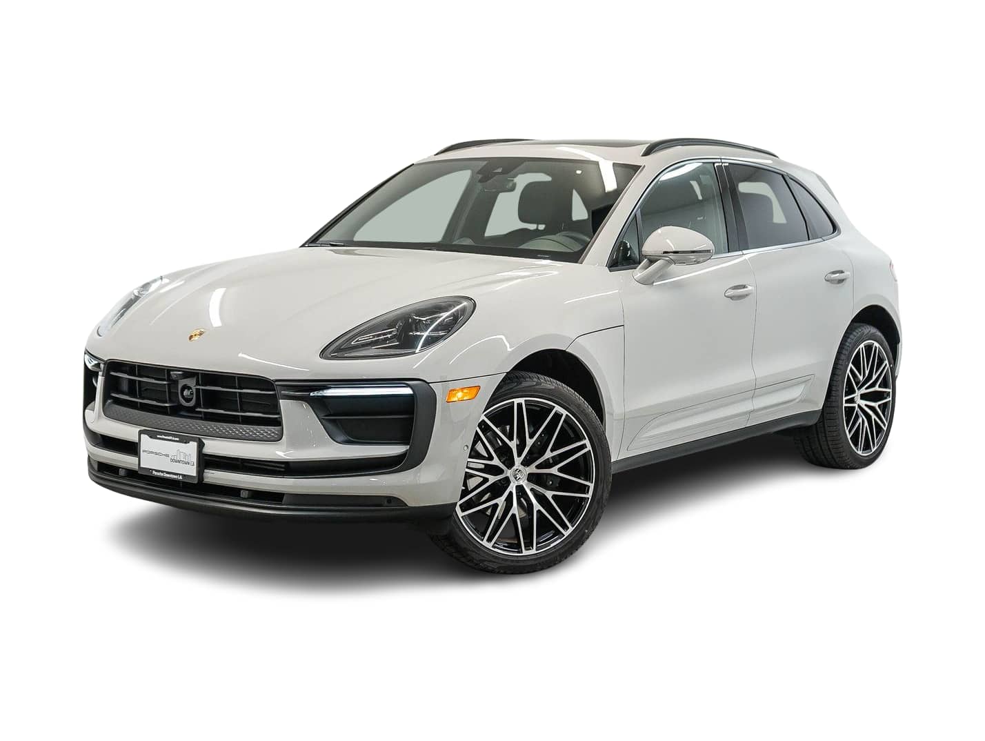 Thumbnail: 2026 Porsche Macan - 1