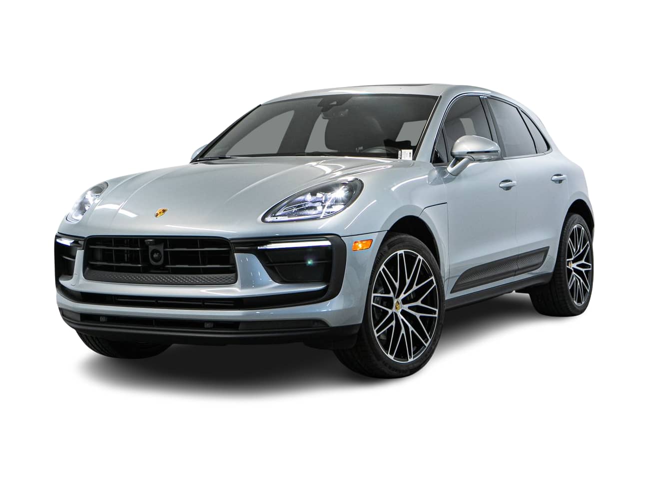 Thumbnail: 2023 Porsche Macan - 1
