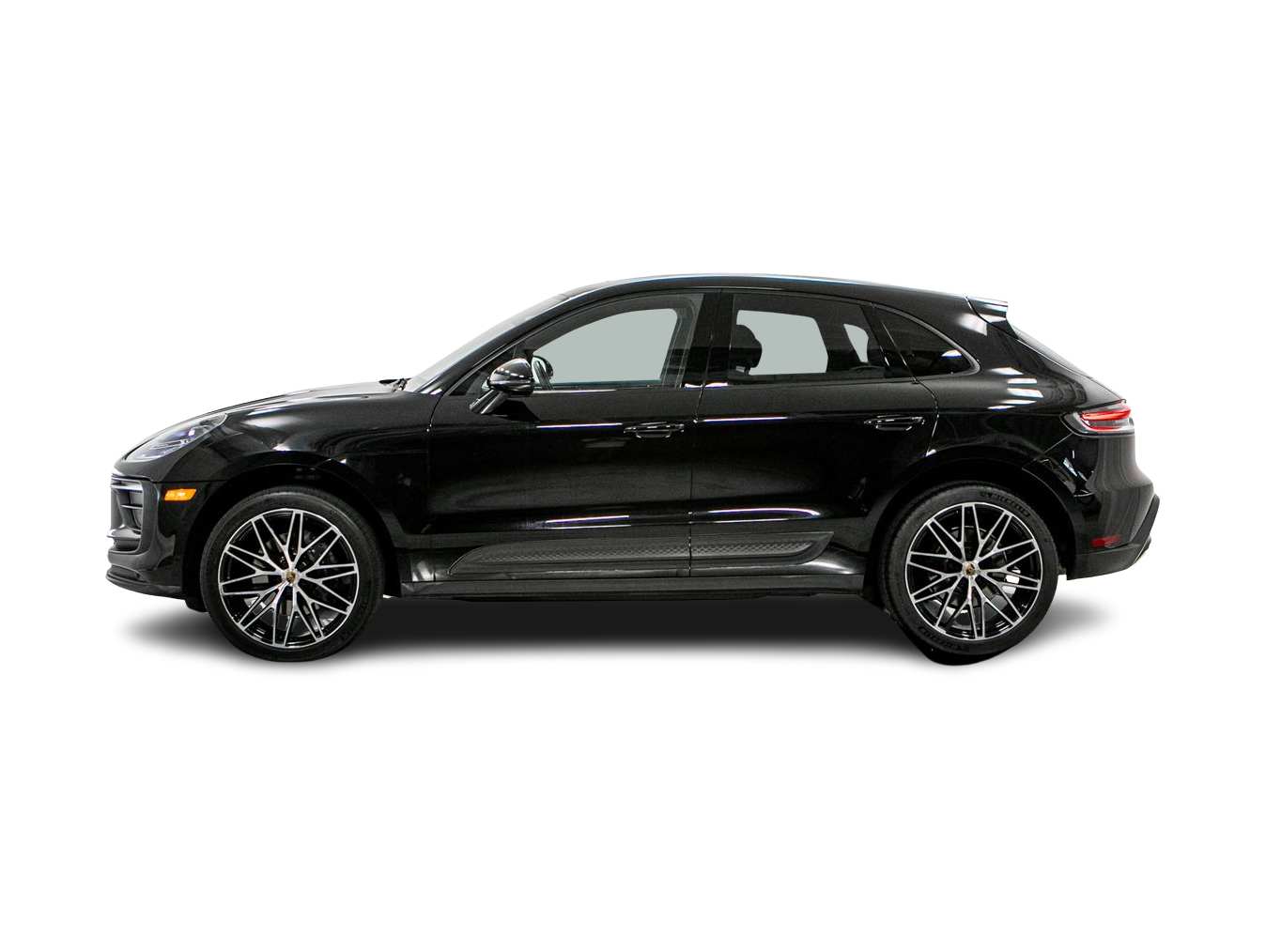 Thumbnail: 2024 Porsche Macan - 1