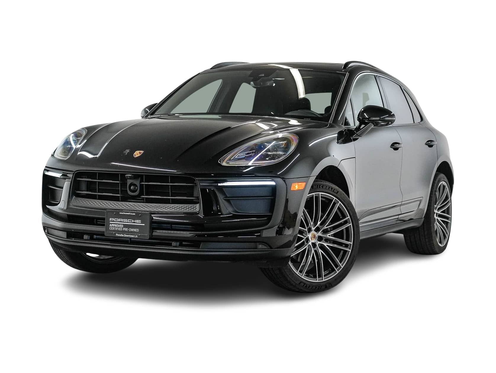 Thumbnail: 2026 Porsche Macan - 1