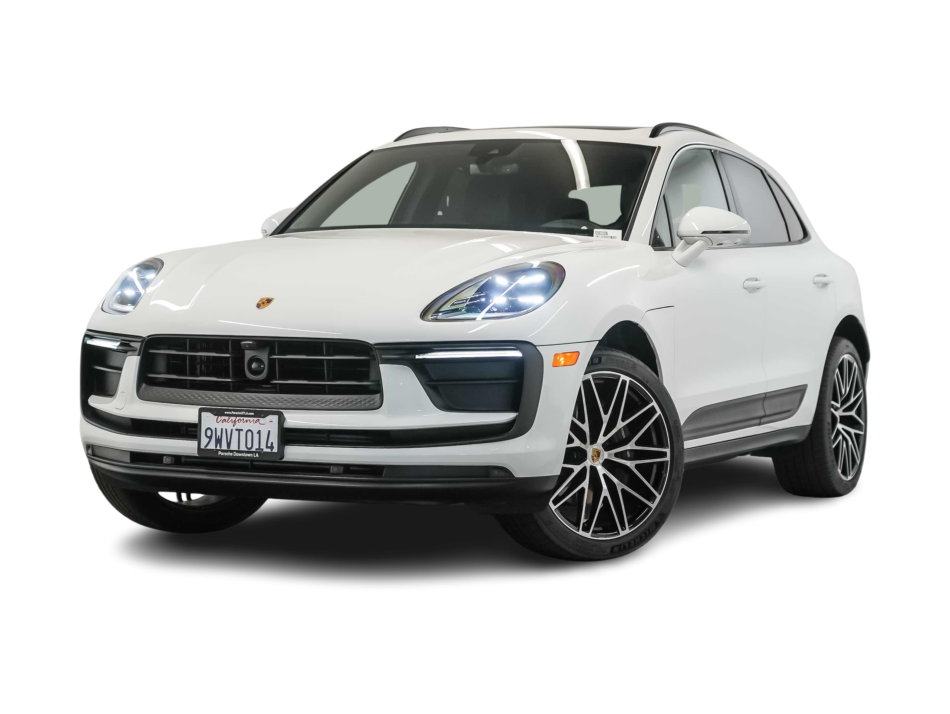 Thumbnail: 2026 Porsche Macan - 1