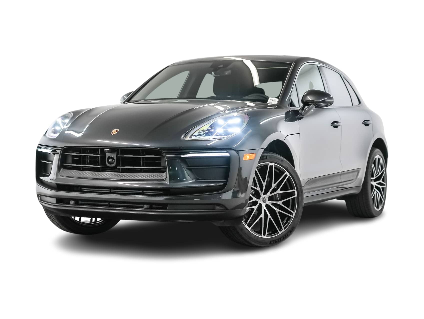 Thumbnail: 2026 Porsche Macan - 1